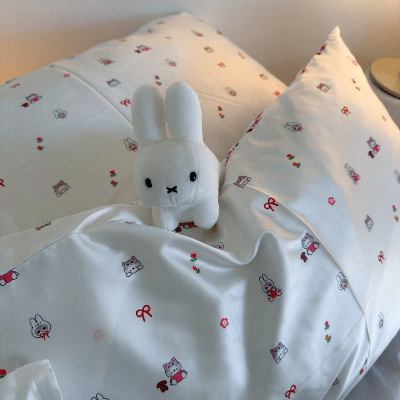Bunny Picnic Satin Pillowcase