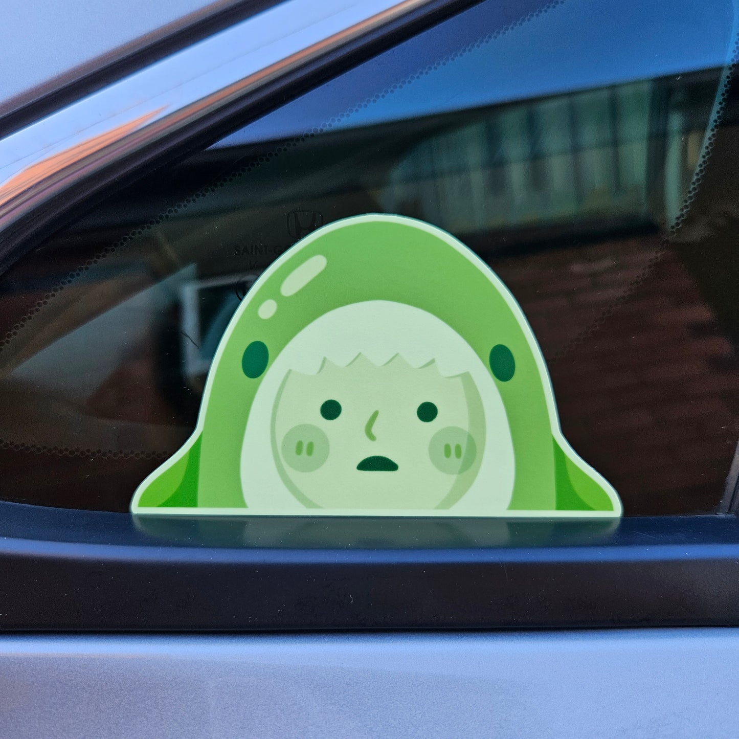 Sharkski Peeker