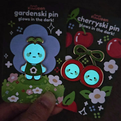 Gardenski Pin (GLOW IN THE DARK)